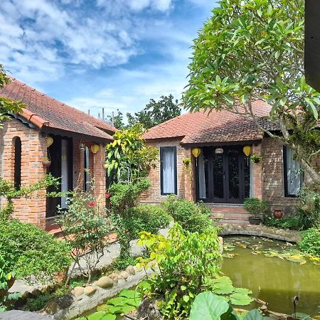 Tam Tinh Vien Homestay Хюе Екстер'єр фото