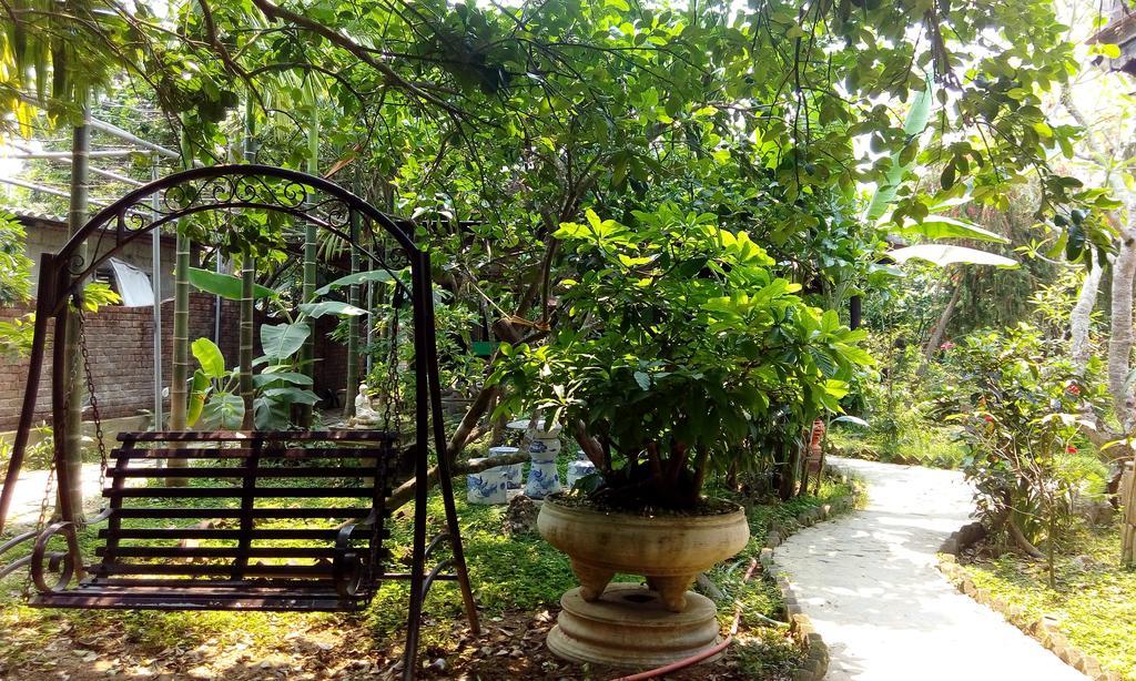 Tam Tinh Vien Homestay Хюе Екстер'єр фото